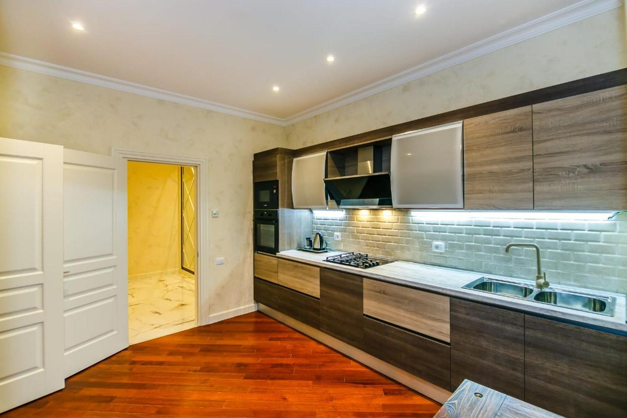 Lux Family Apartment In City Center Баку Екстериор снимка